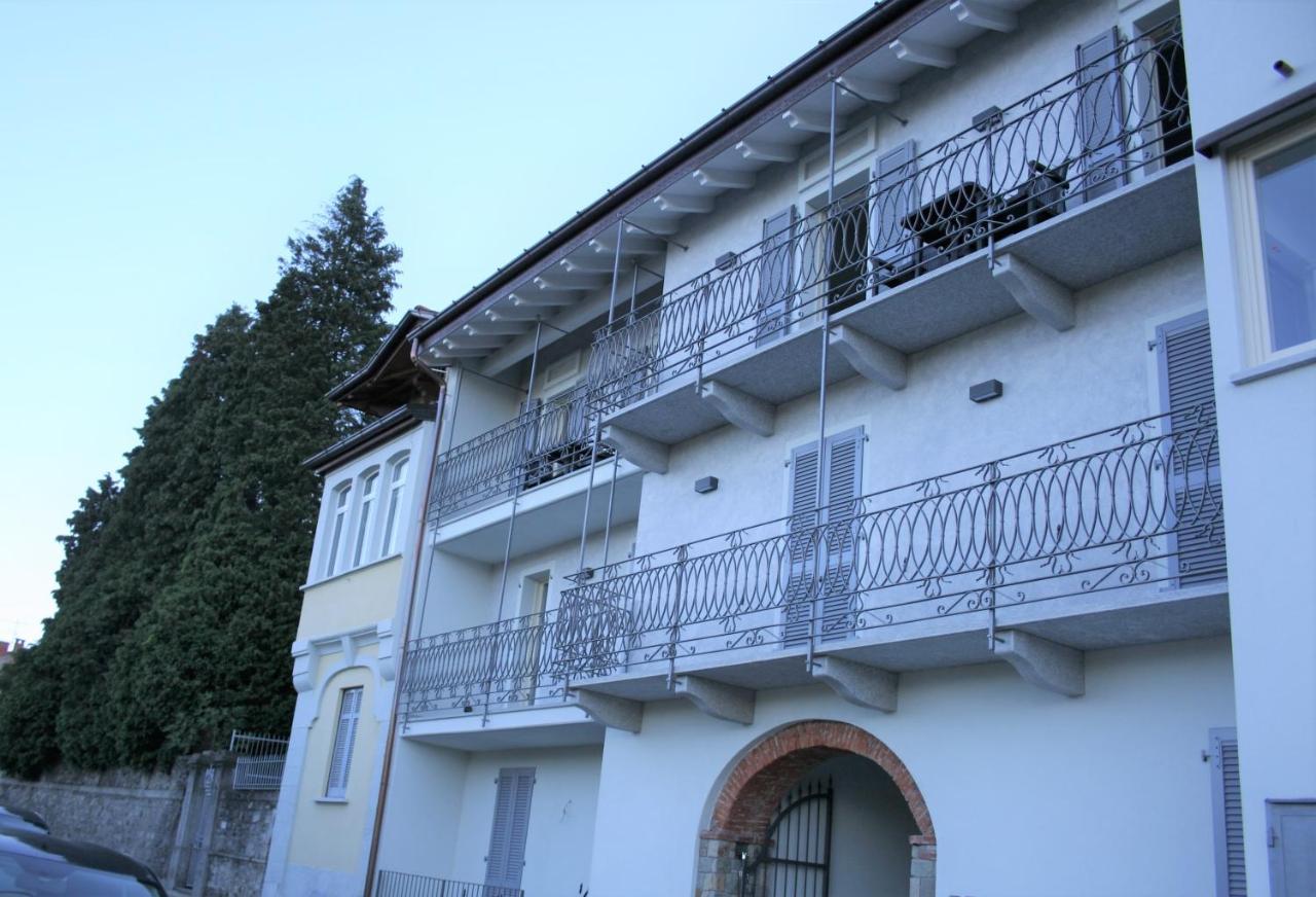 Appartamenti I Fiori Del Lago Laveno Exterior photo